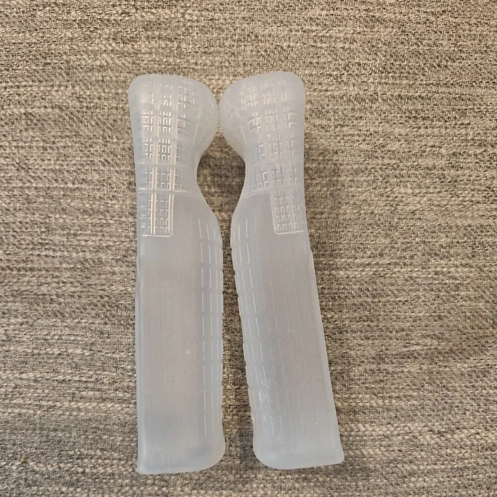 2 Official Nintendo Wii Remote Silicone Rubber Grip Sleeve Motion Plus RVL-027